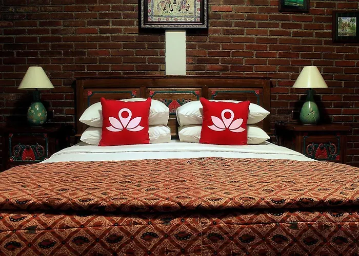 Zen Rooms Sukamekar Surya Sumantri