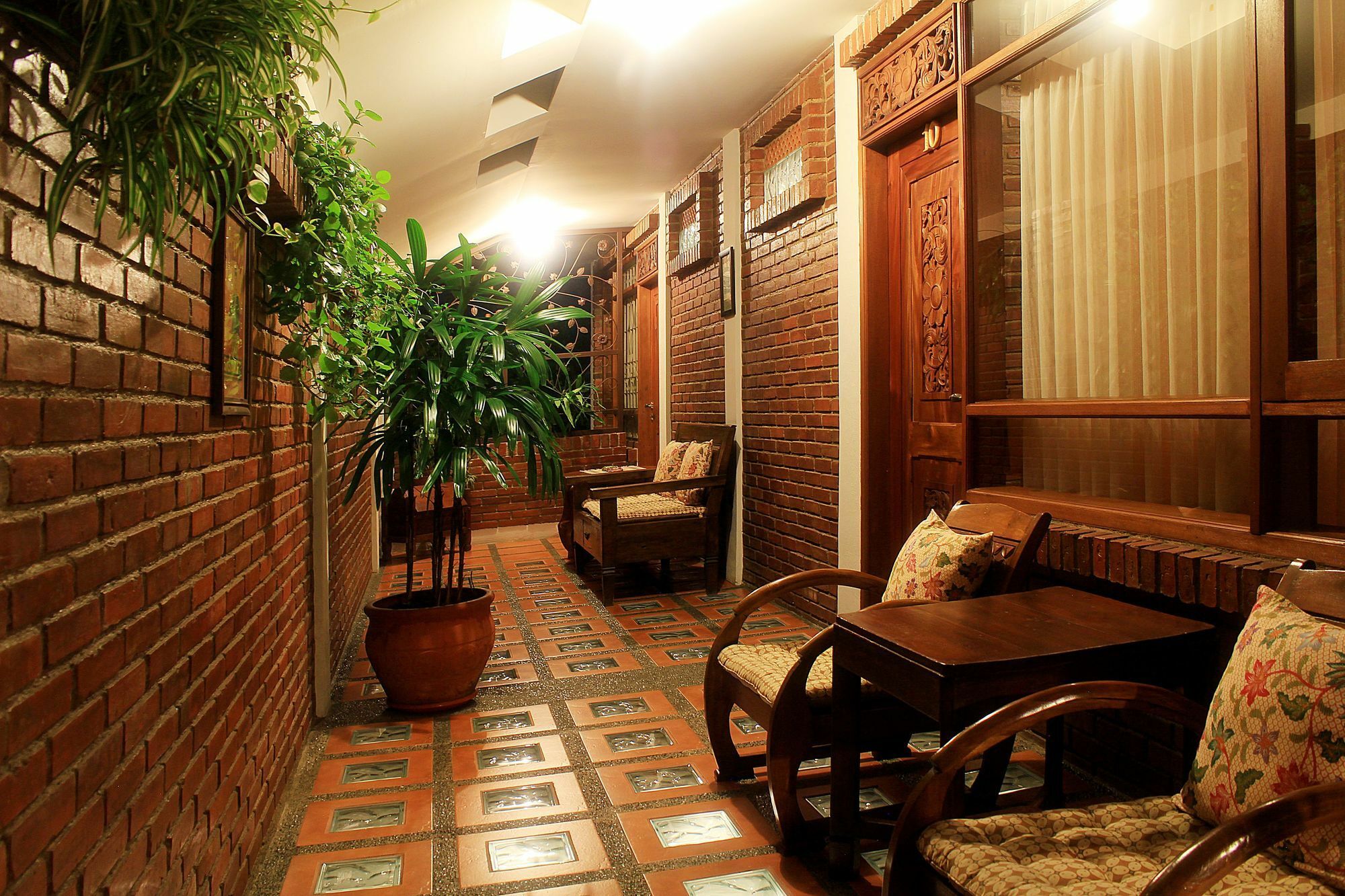 Hotel Zen Sukamekar Surya Sumantri Bandung